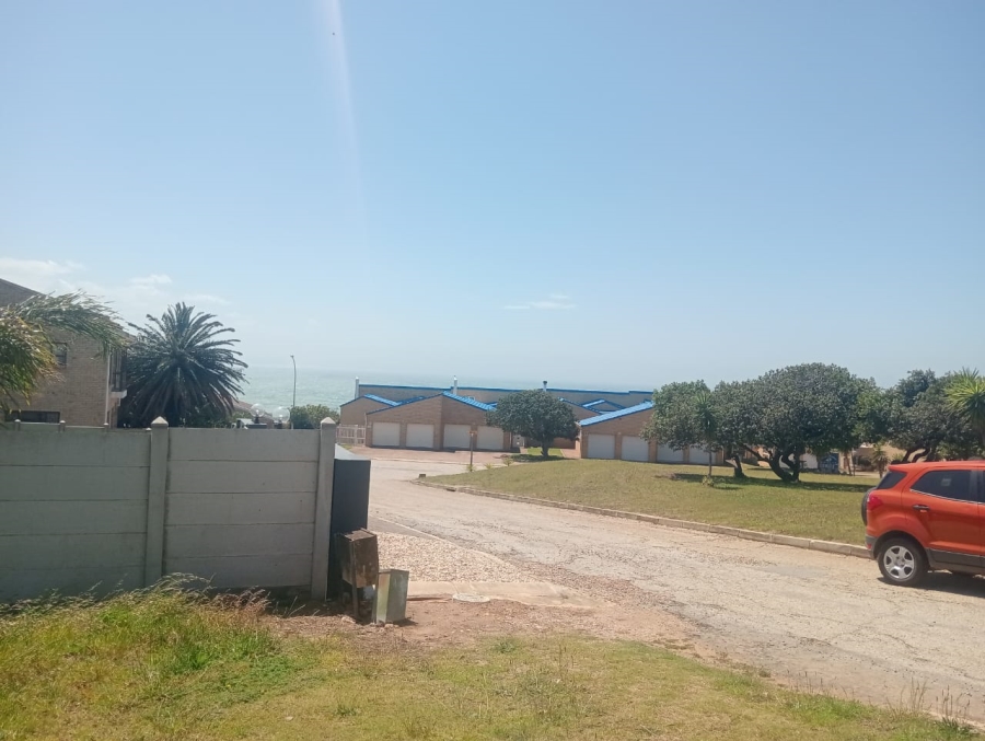 0 Bedroom Property for Sale in Wavecrest Eastern Cape